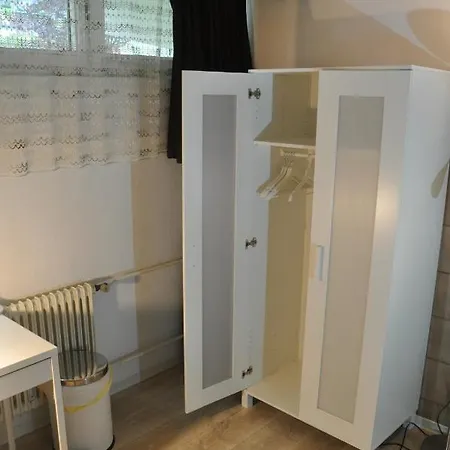 Quarto em Acomodações Particulares Overnight Oasis